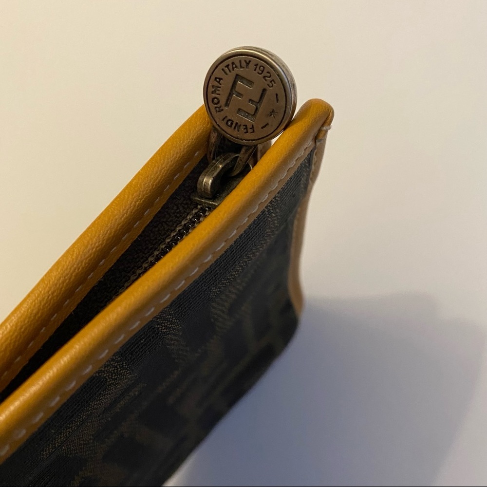 Vintage Fendi Wallet Clutch - Picture 5 of 14